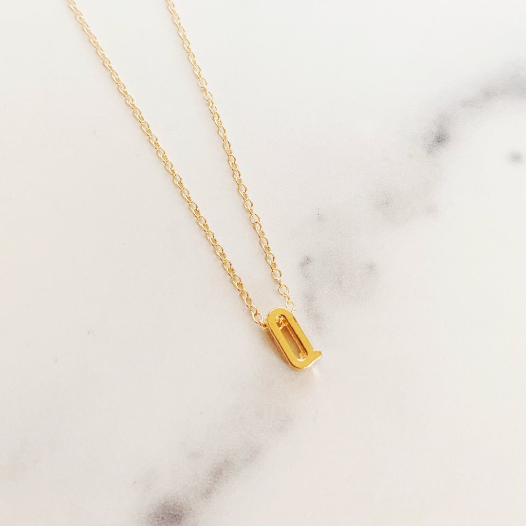 Me Necklace Gold